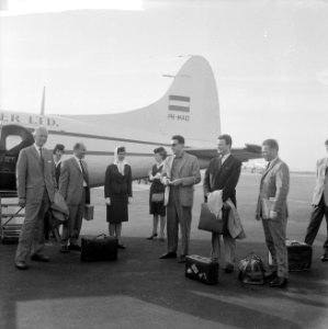Josephine Baker Vertrek journalisten Schiphol, Bestanddeelnr 912-6524