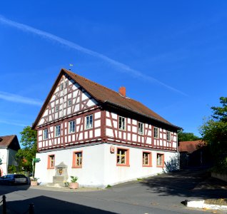Jugenheim, Hauptstraße 14