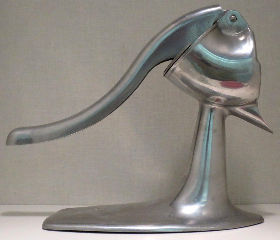 Juicer, c. 1935, made by Licht Perle, Germany, aluminum, Wolfsonian-FIU Museum