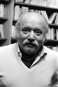 Jos Vandeloo , Belgische schrijver, Bestanddeelnr 932-3746