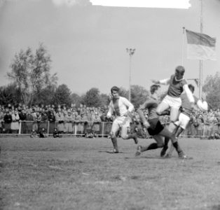 JOS tegen Standaard 1-1 spelmoment, Bestanddeelnr 913-9798