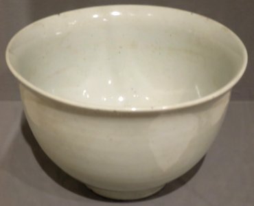 Joseon dynasty porcelain bowl, Honolulu Museum of Art 1211.1