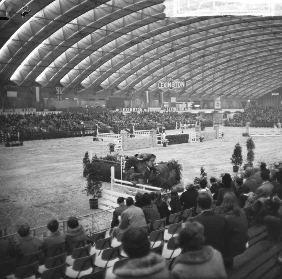 Jumping Amsterdam in RAI, overzicht, Bestanddeelnr 917-1764