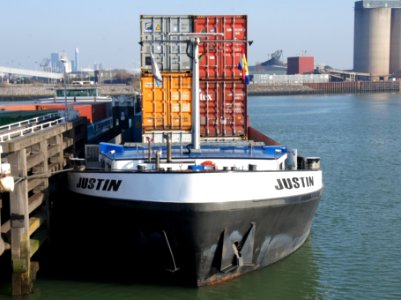 Justin ENI 02328794, Hartelhaven, Port of Rotterdam, pic2