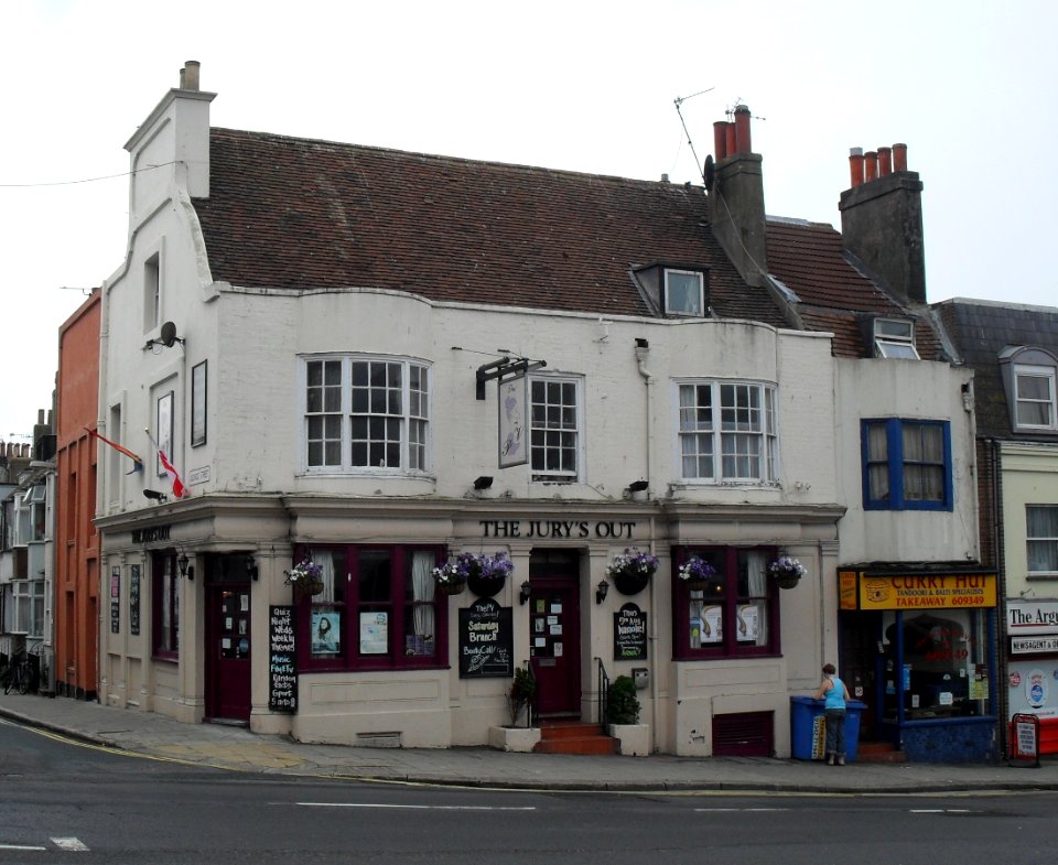 Jury's Out (former Thurlow Arms), Edward Street, Brighton (IoE Code 480705)