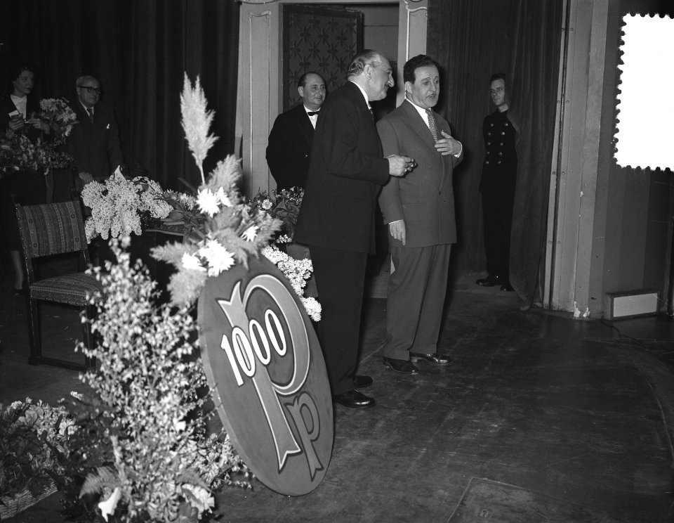 Jubileumvoorstelling Potasch en Parlemoer links Johan Kaart , rechts Johan Boska, Bestanddeelnr 906-9217
