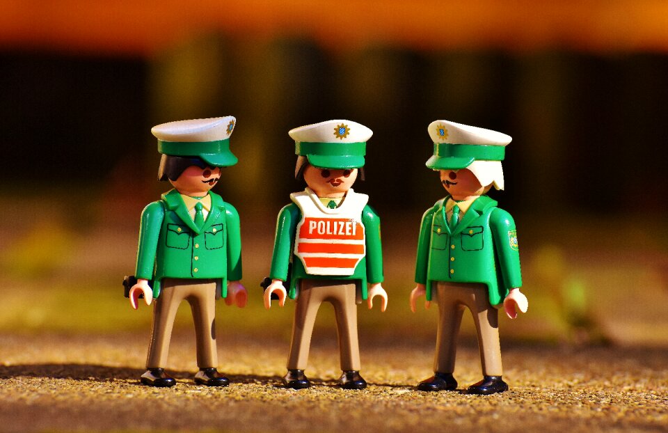 Green figures funny
