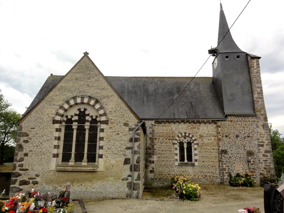 Juillé (Sarthe) église (02)