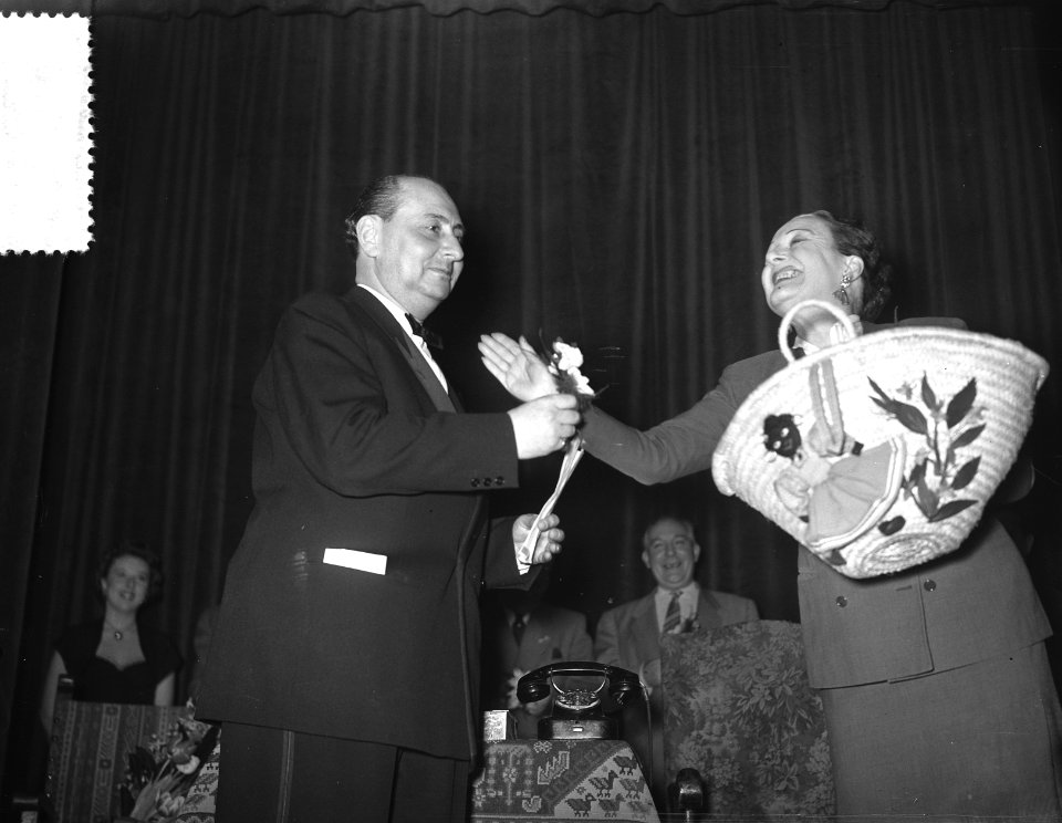 Jubileumvoorstelling Potasch en Parlemoer links Johan Kaart , rechts Johan Boska, Bestanddeelnr 906-9218