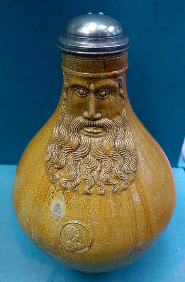 Jug, Frechen, early 1600s, stoneware, pewter - Germanisches Nationalmuseum - Nuremberg, Germany - DSC03195