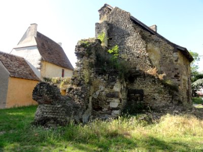 Juillé (Sarthe) Logis du Guesclin, depuis 2018 mairie (05)