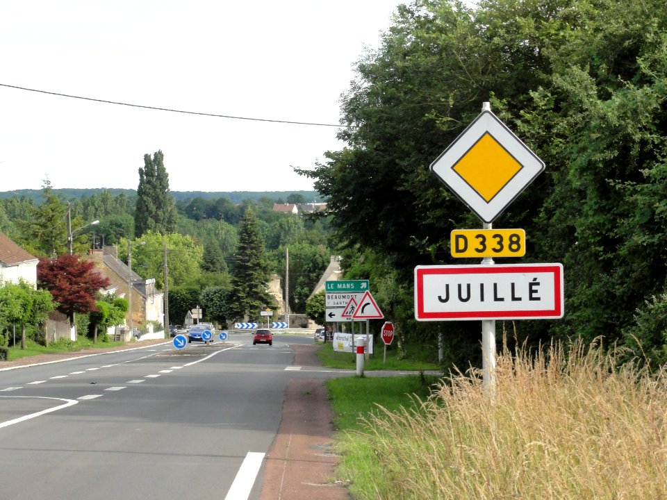 Juillé (Sarthe) entrée