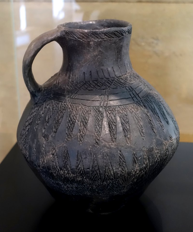 Jug, Schussenrieder culture, Bad Schussenried, Riedschachen II, Kreis Biberach, 4100-3800 BC, ceramic - Landesmuseum Württemberg - Stuttgart, Germany - DSC02731