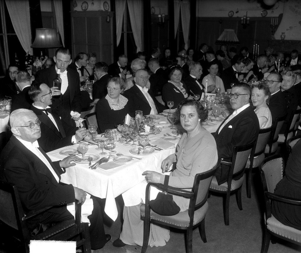 Jubileum A.W. Sijthoffs uitgeversmaatschappij Leiden, Bestanddeelnr 904-3773