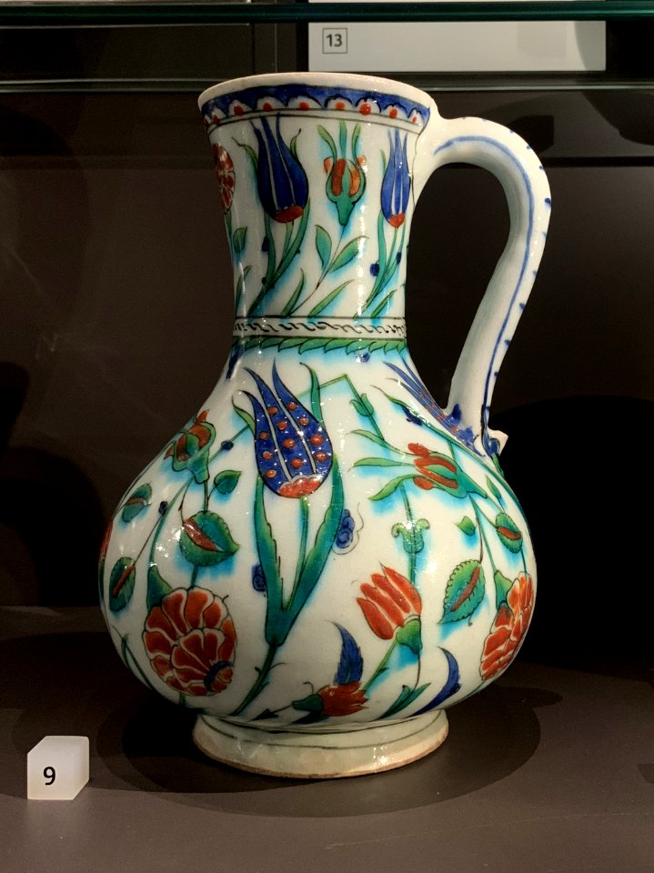 Jug with bolus, red painted tulips, Iznik, Turkey, late 16th early 17th century at the National Museum of Scotland