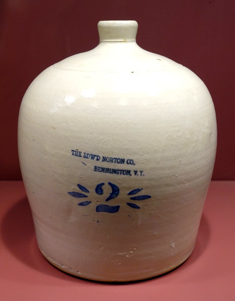 Jug, The Edw'd Norton Co., 1894-1902 - Bennington Museum - Bennington, VT - DSC08990