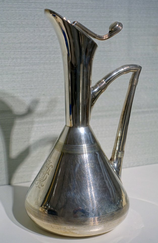 Jug by Christopher Dresser, Elkington & Co., Birmingham, 1884, silver - Hessisches Landesmuseum Darmstadt - Darmstadt, Germany - DSC01081