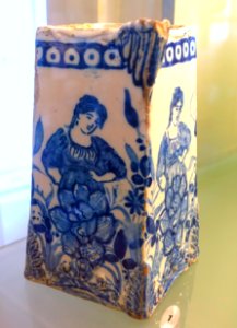 Jug, 19th century, faience - Fábrica de Cavaco - Museu Nacional de Soares dos Reis - Porto, Portugal - DSC00423