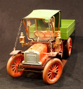 J. B. BALLOON TYRE TIN LORRY pic3