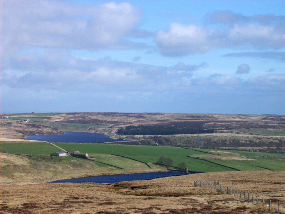IUpper Windleton & Windscar Reservoirs from A 628
