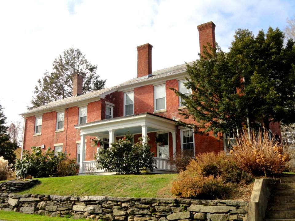 Judson-Litchfield House, Southbridge, MA - DSC02649