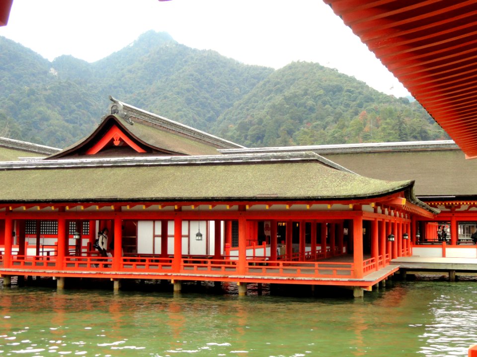 Itsukushima Shinto Shrine - DSC01908