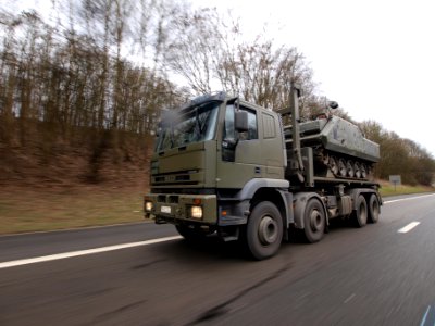Iveco EuroTrakker Cursor 90236 with AIFV-B 74149 pic5