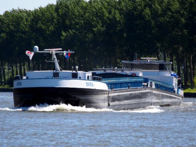 Iven I - ENI 02332226 & Iven II - ENI 02332227, Amsterdam-Rijn kanaal, pic5