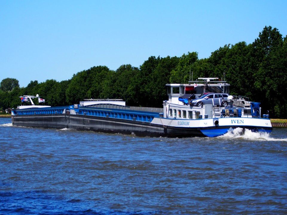 Iven I - ENI 02332226 & Iven II - ENI 02332227, Amsterdam-Rijn kanaal, pic3