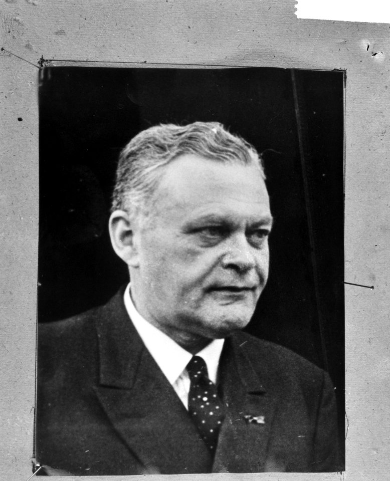 J. Smallenbroek (ARP), Binnenlandse Zaken, Bestanddeelnr 917-6367