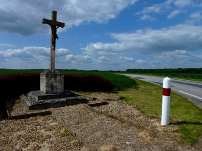 Iville (Eure, Fr) croix de chemin D80