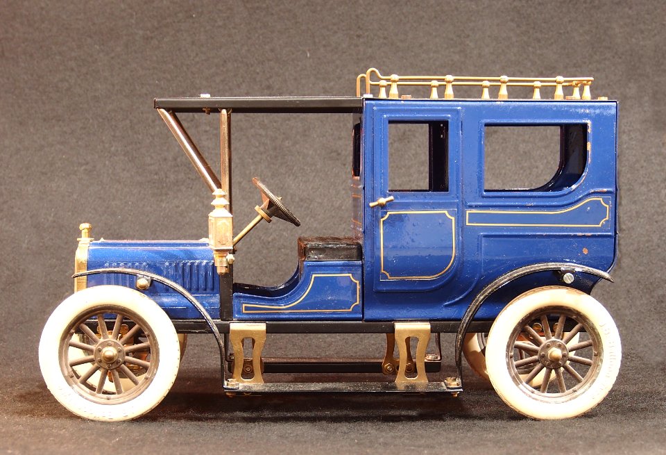 J. B. BALLOON TYRE TIN CAR pic5
