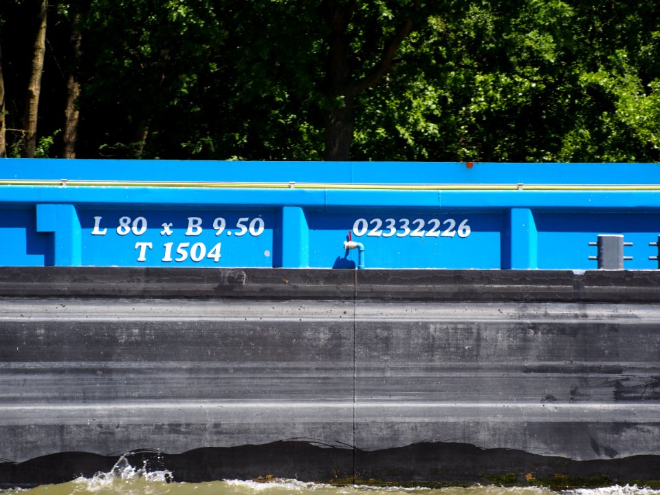 Iven I - ENI 02332226, Amsterdam-Rijn kanaal, pic2