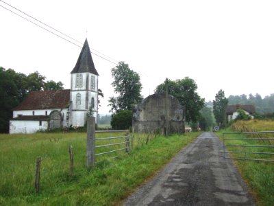 Ithorots (Aroue-Ithorots-Olhaïbe, Pyr-Atl,Fr) vue du village