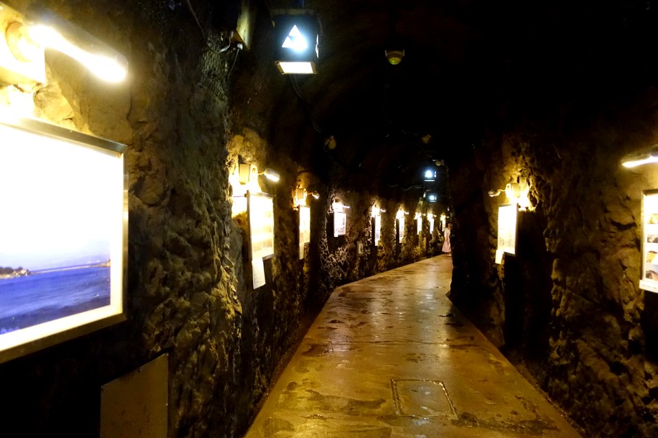 Iwaya Caves - Enoshima, Japan - DSC07910