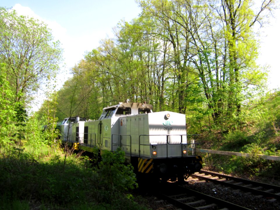 ITL 293 512-0 und 293 513-8 Langebrück
