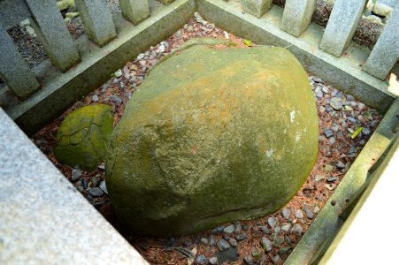 Iwa-jinja (Shiso), Tsuruishi-2