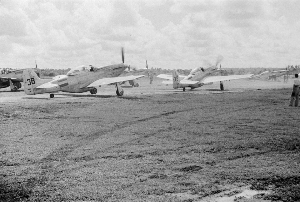 Jachtvliegtuigen. P-51 Mustang, Bestanddeelnr 194-4-1