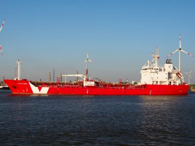 Iver Bitumen (ship, 2009), IMO 9438949, Berendrechtsluis, Port of Antwerp pic4