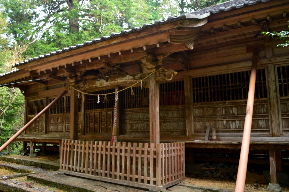 Iwafune-jinja (Konan), haiden-3
