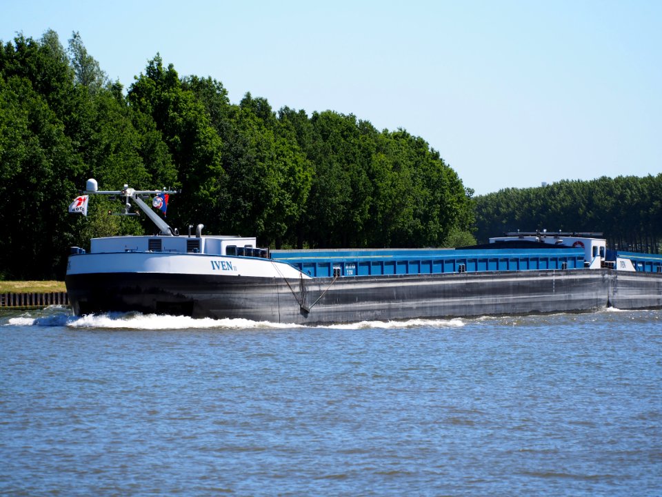 Iven II - ENI 02332227, Amsterdam-Rijn kanaal, pic2