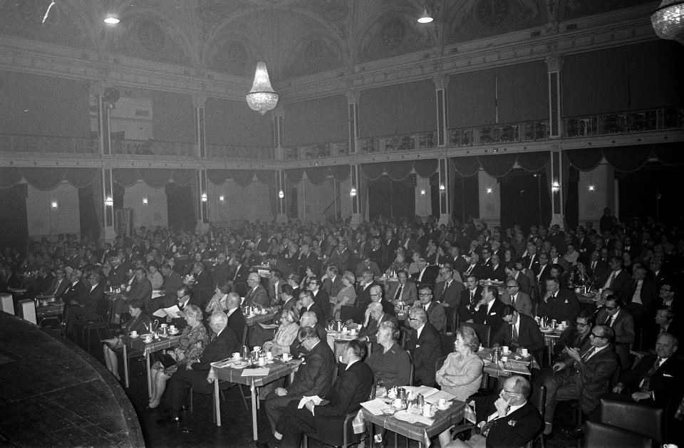 Jaarvergadering aandeelhouders EMS in Kurhaus, Bestanddeelnr 926-1262