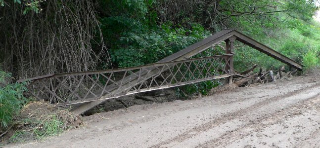 Jack Creek kingpost bridge S truss 2