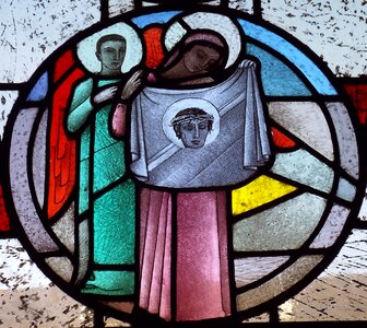 Stained glass way of the cross church