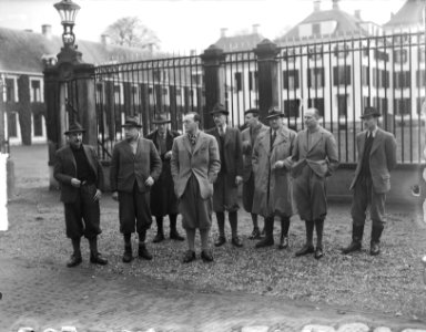 Jachtpartij bij het Loo. Groep vorstelijke personen, Bestanddeelnr 903-1390