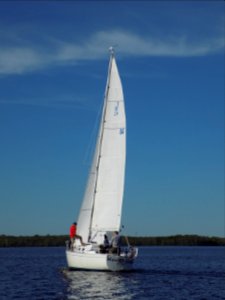 J28 sailboat Horizon Job 0498