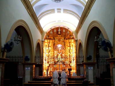 Jaén - Convento de las Esclavas del Santísimo Sacramento y de María Inmaculada (Iglesia de San Clemente) 2