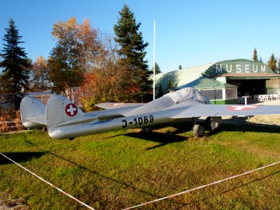 J-1068 (aircraft) De Havilland Vampire FB6 (DH-100) pic2
