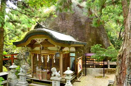 Iwafune-jinja (Katano), haiden