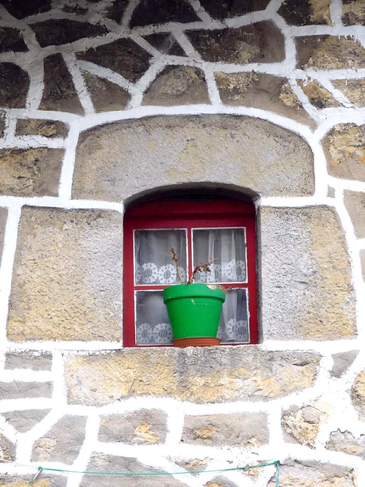 Izarra (Urkabustaiz) - ventana 2